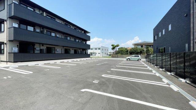 フィオーレガーデン北田宮 A 駐車場