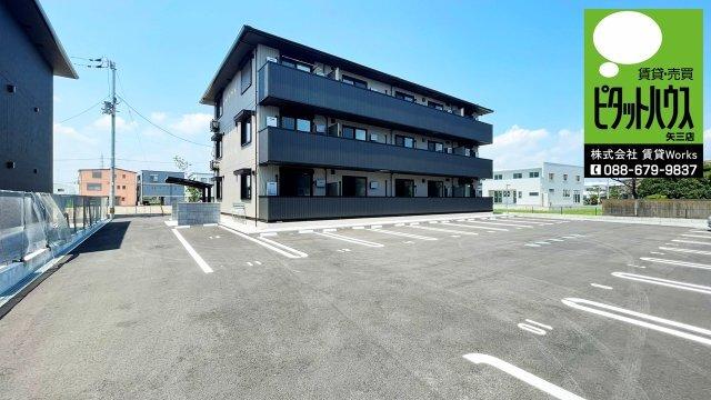 フィオーレガーデン北田宮 A 外観