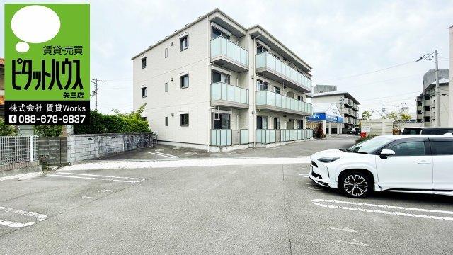 ベレオ　アトリエール住吉 外観