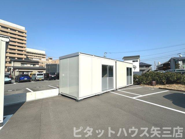 南蔵本倉庫 駐車場