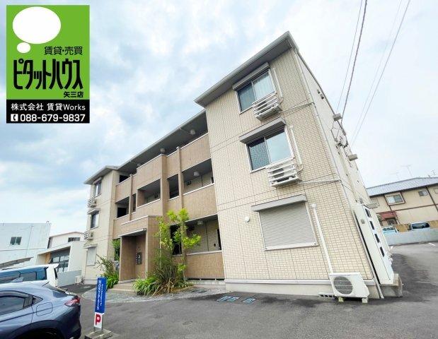 浜の前マンション１３号棟 外観