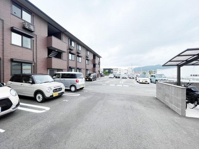 サンセール問屋町 駐車場