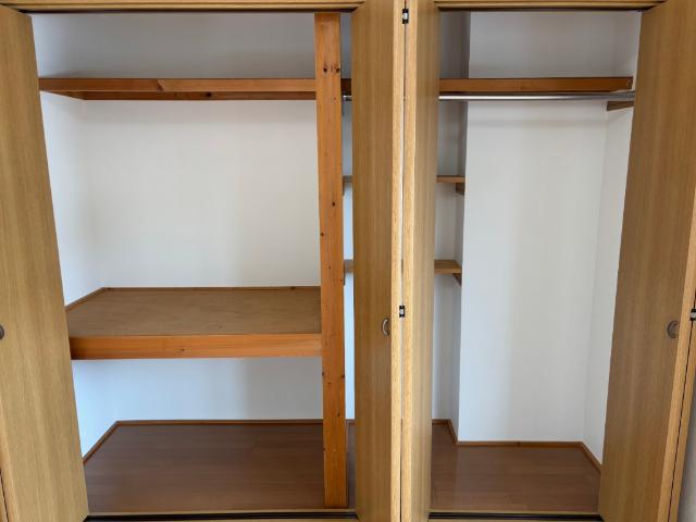 グリーンパークむつみ（101） 収納