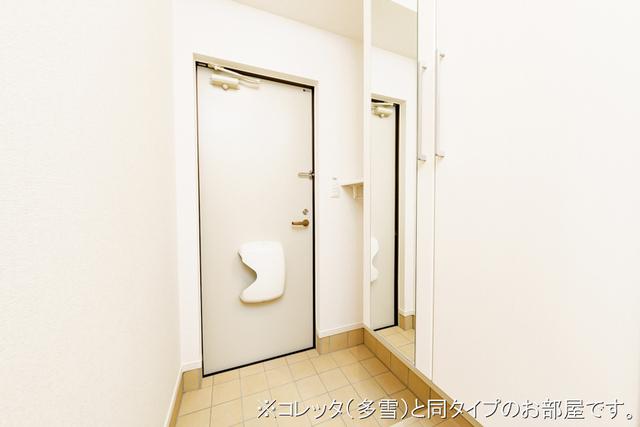グランバージェⅡＢ（103） 玄関
