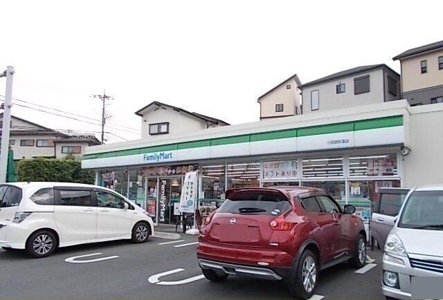 ファミリーマート荻窪店：100m