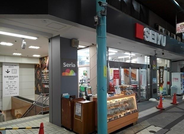 西友　衣笠店：831m