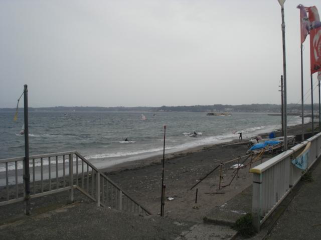 海：50m