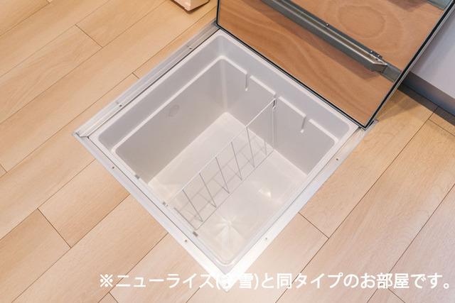 アプローチⅢ（103） 収納