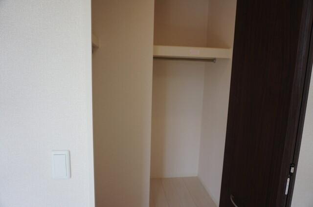 eims　Ｂ（105） 部屋画像