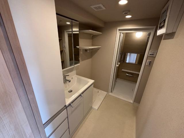 高槻市南大樋町中古マンション 洗面