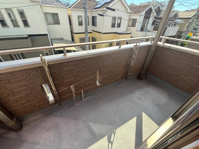 大阪市西淀川区千舟二丁目　中古戸建 バルコニー