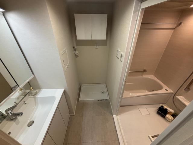 レイセニット江坂 洗面