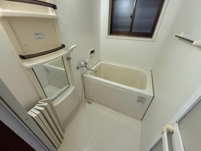 大阪市淀川区三津屋中一丁目　中古戸建 バス／シャワー