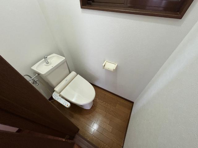 大阪市淀川区三津屋中一丁目　中古戸建 トイレ
