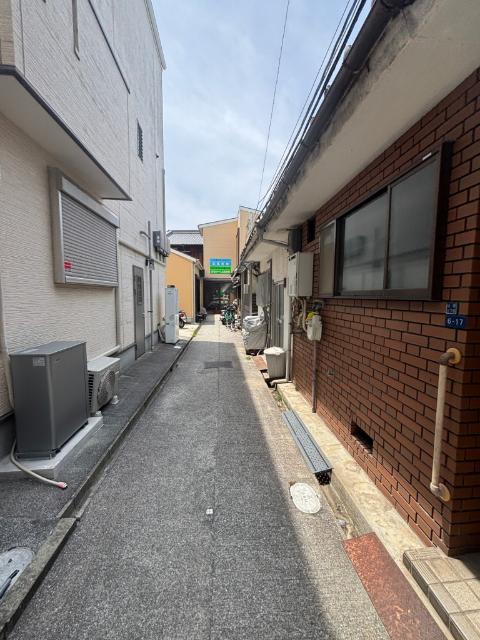 大阪市東住吉区山坂三丁目　テラスハウス 前面道路含む現地写真