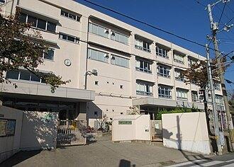 大東市立氷野小学校