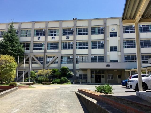 泉佐野市立新池中学校