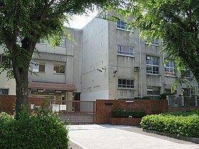 大阪市立淡路中学校