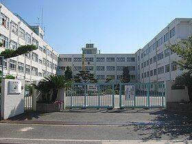 中学校