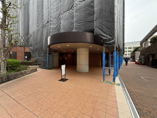 ソシエ北大阪1期棟 エントランス