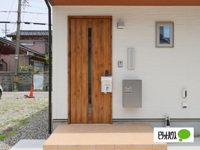 玄関ドア