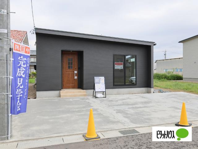 坂井市丸岡町南横地分譲Ａ棟 外観