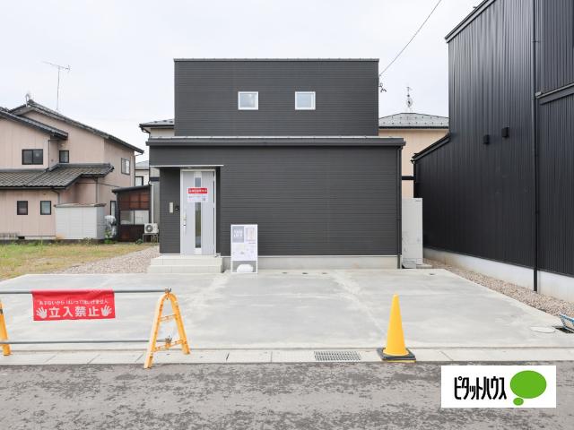 坂井市丸岡町南横地分譲Ｂ棟 外観