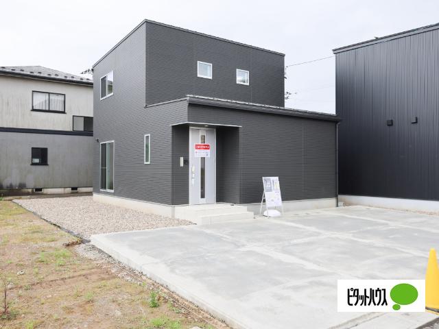 坂井市丸岡町南横地分譲Ｂ棟 外観