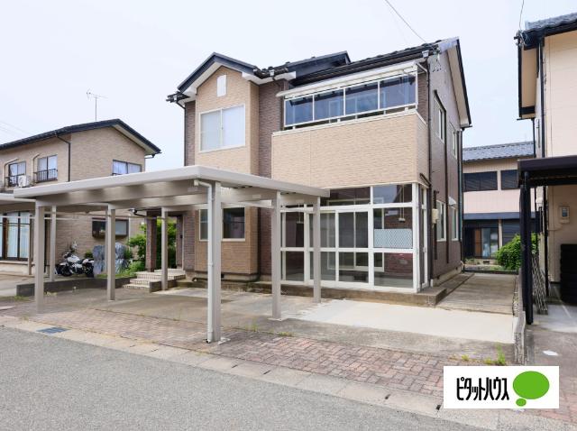 鯖江市上氏家町　中古住宅 外観
