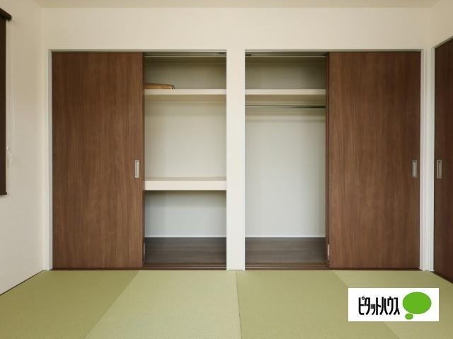 坂井市春江町為国分譲Ａ棟 収納