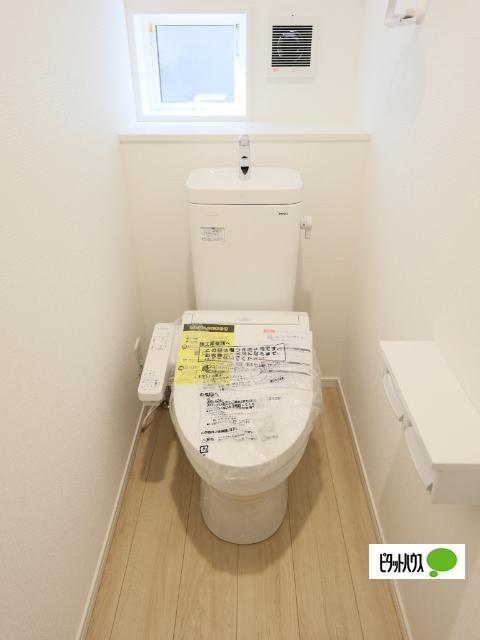 クレイドルガーデン鯖江市下河端町第７現場２号棟 トイレ