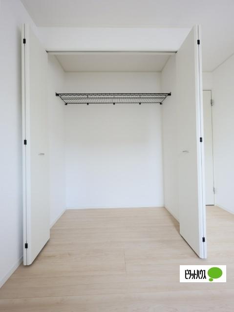 クレイドルガーデン鯖江市下河端町第７現場２号棟 収納