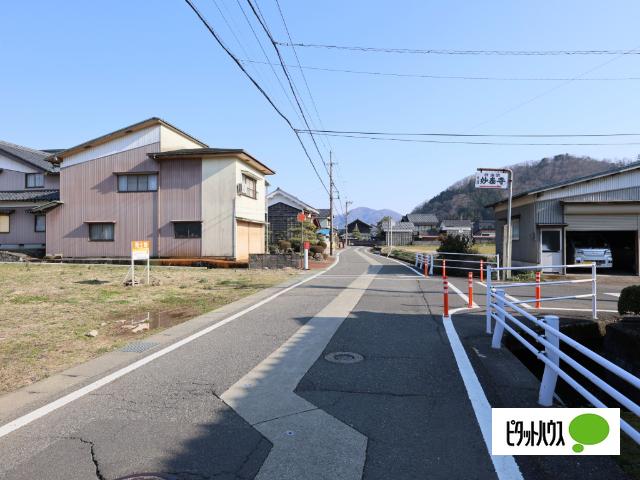 南越前町２号地 前面道路含む現地写真