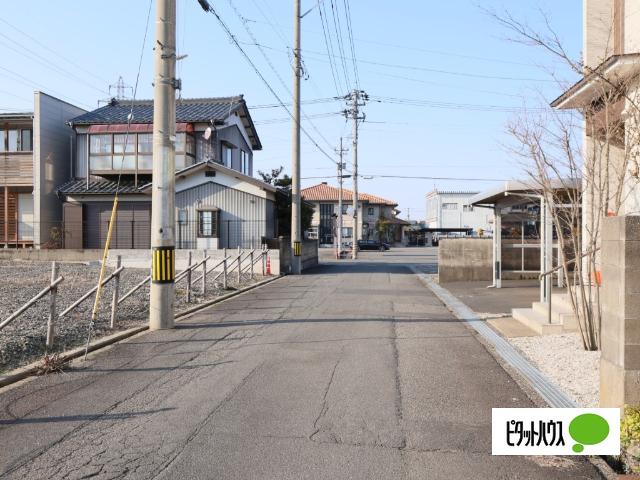 南越前町２号地 前面道路含む現地写真