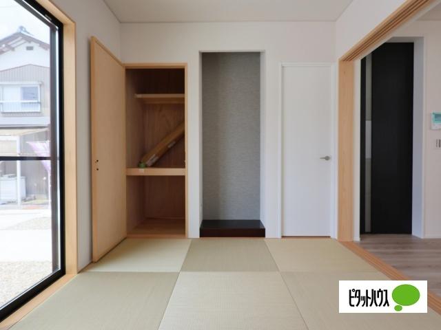 越前市芝原２丁目新築分譲Ｄ棟 収納