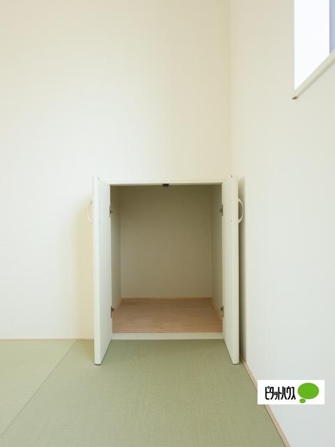 クレイドルガーデン福井市照手第２現場２号棟 収納