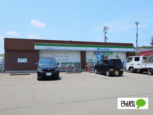 ファミリーマート鯖江宮前二丁目店