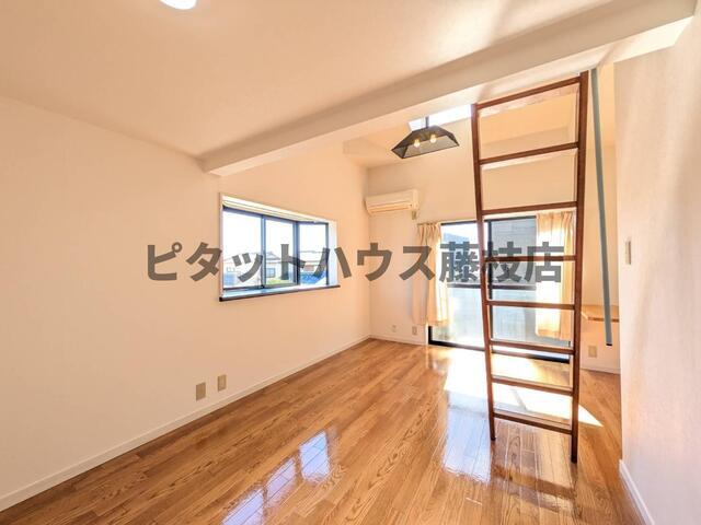 藤枝市青葉町アパート リビング