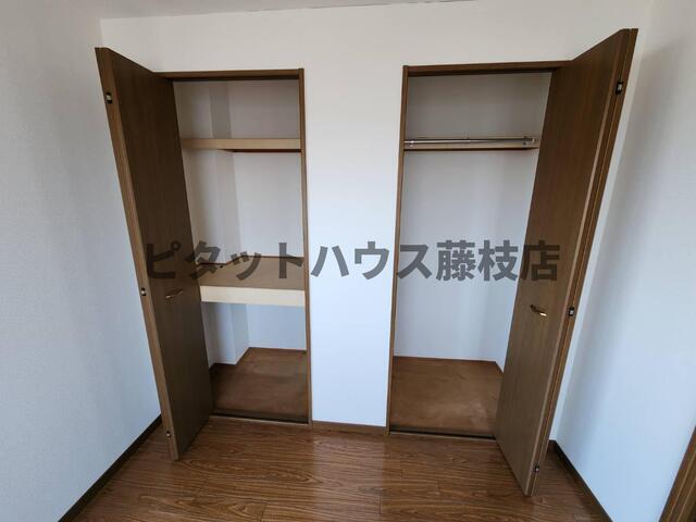 焼津市下小田アパート 収納