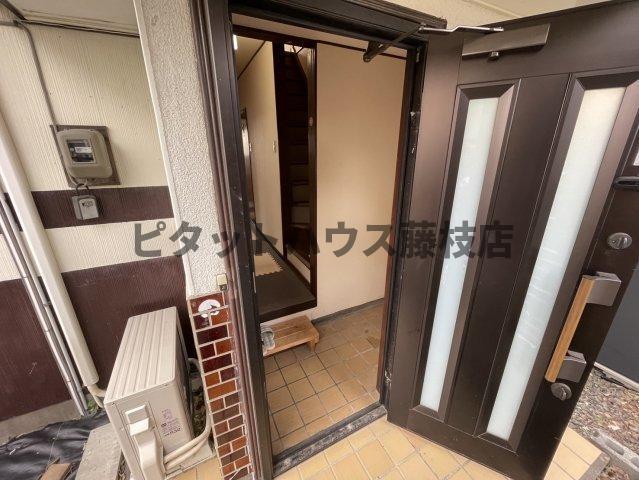 焼津市大島一戸建 玄関