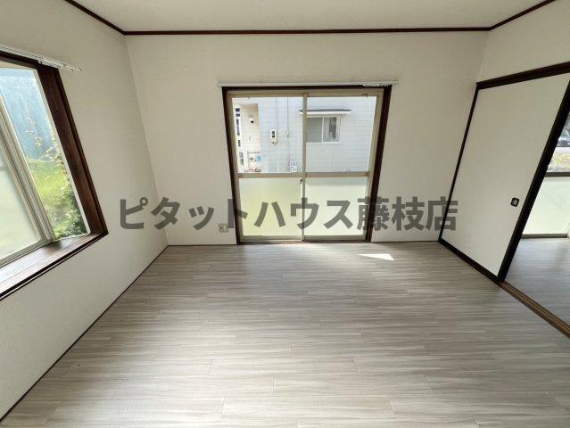焼津市塩津一戸建 リビング
