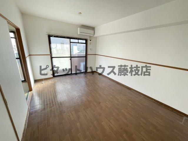 焼津市焼津マンション リビング