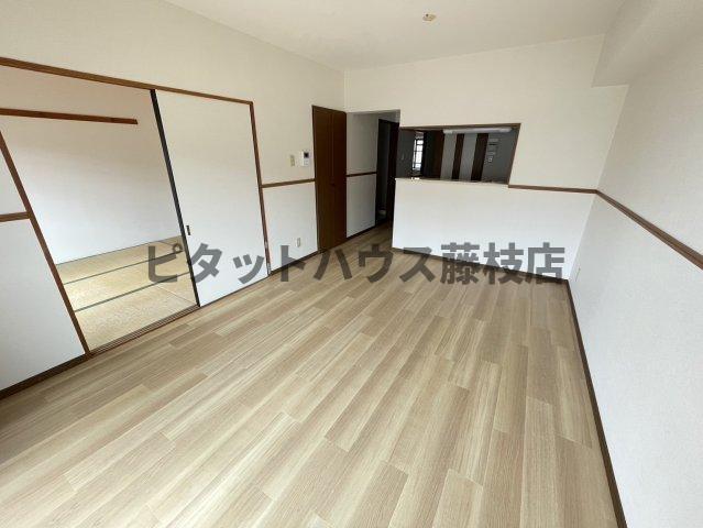 焼津市焼津マンション リビング