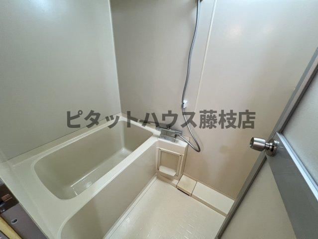 焼津市五ケ堀之内マンション バス／シャワー