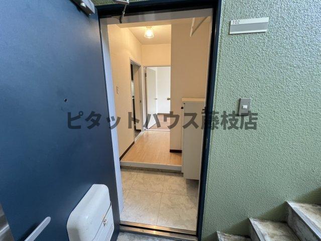 焼津市五ケ堀之内マンション 玄関