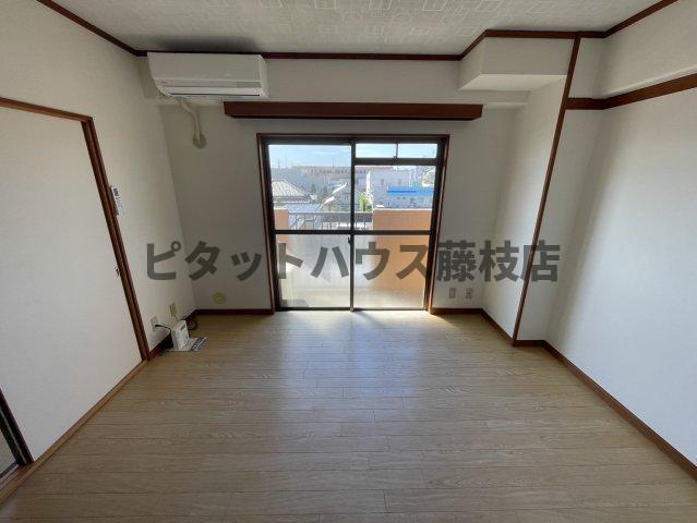 焼津市焼津マンション リビング