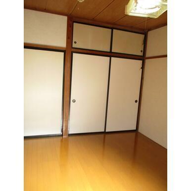 島田市御仮屋町アパート リビング