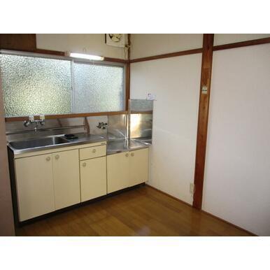 島田市御仮屋町アパート キッチン