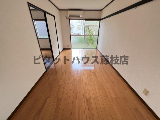 焼津市五ケ堀之内アパート リビング