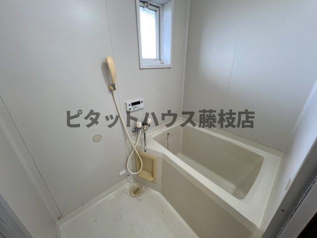 焼津市五ケ堀之内アパート バス／シャワー